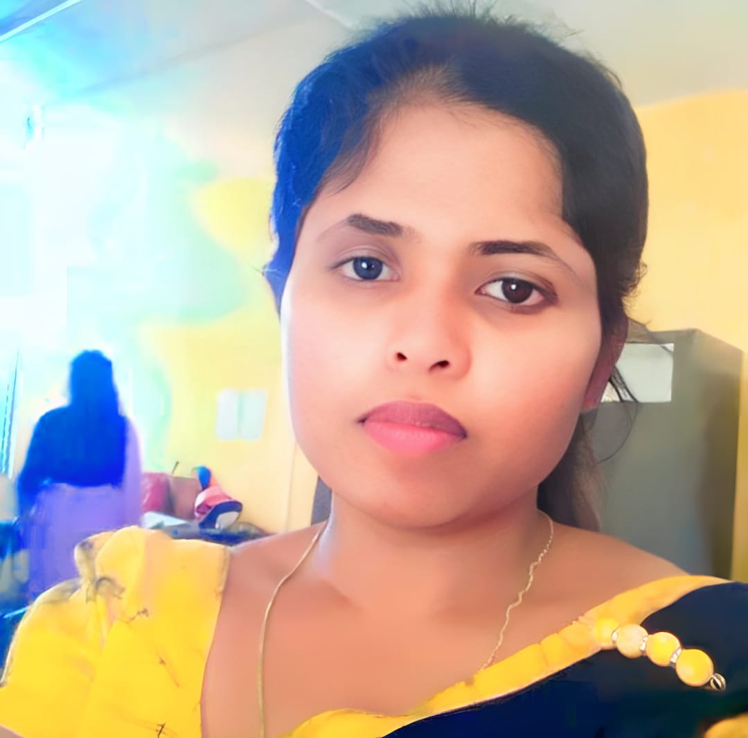 W.W.දිලීෂනි සඳරේණු